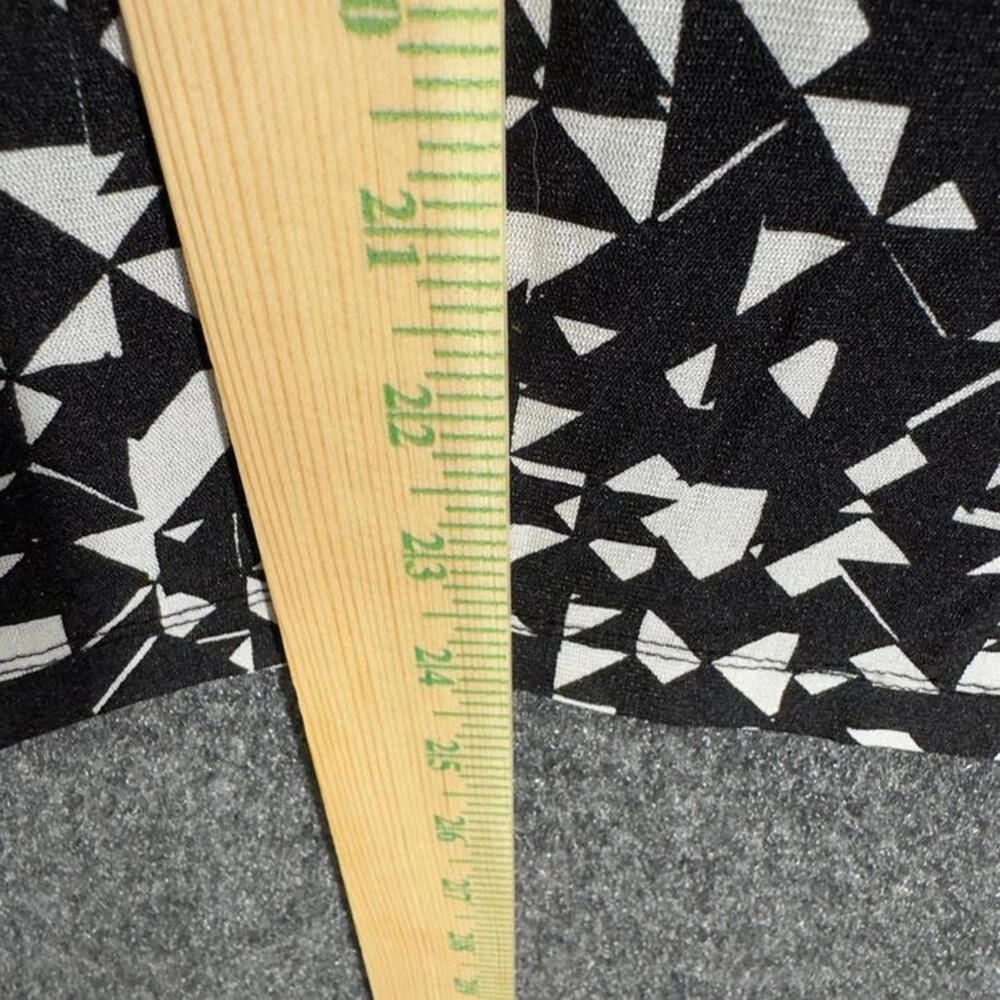Cable & Gauge Blouse Women S Small Black Geometric Short Sleeve Round Neck - Picture 4 of 7